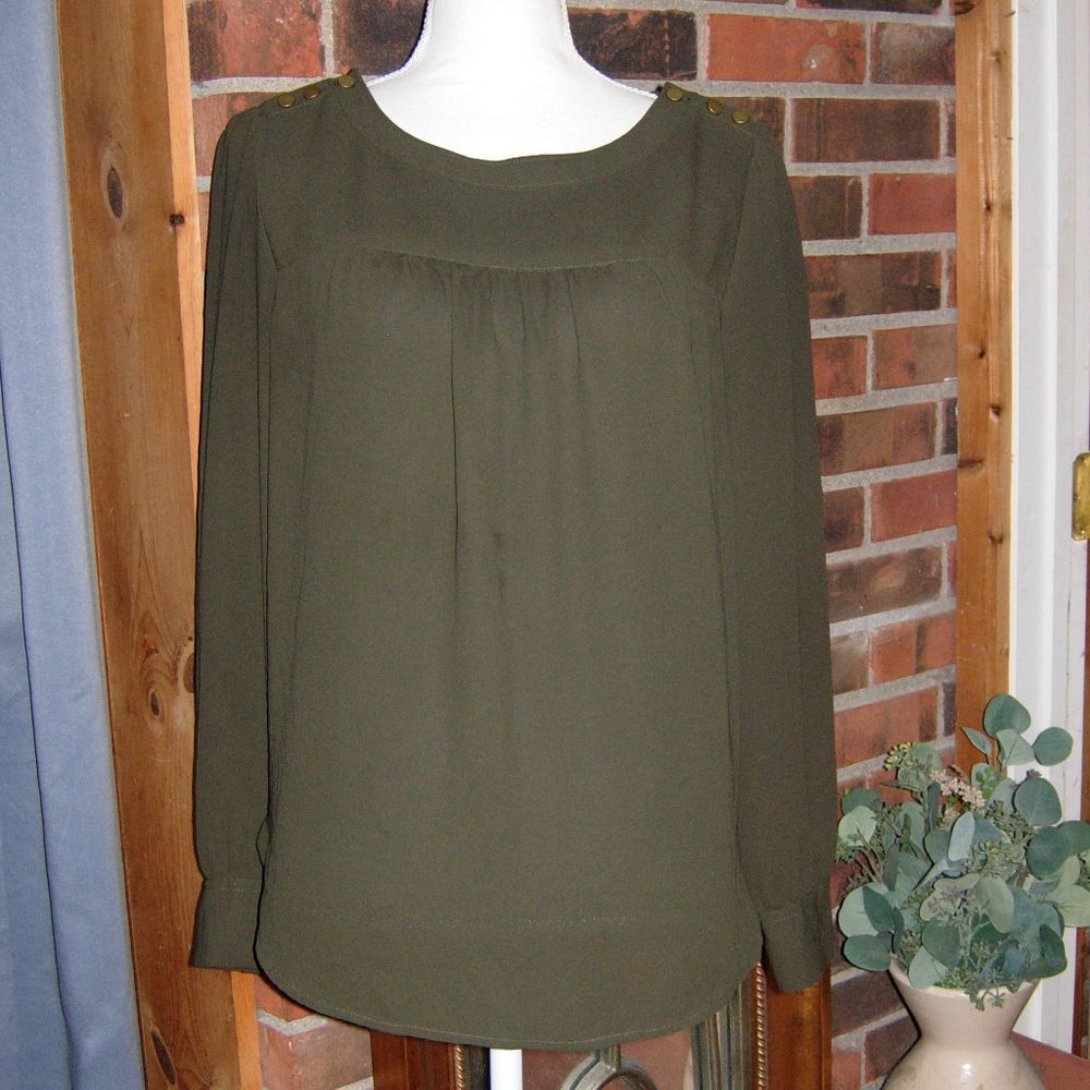 LOFT Olive Button Shoulder Detail Top S